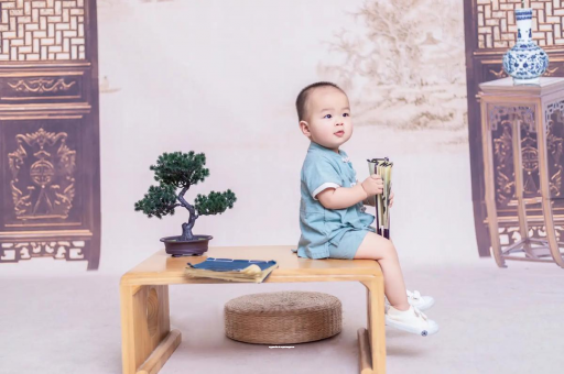 利津宝宝头睡扁了